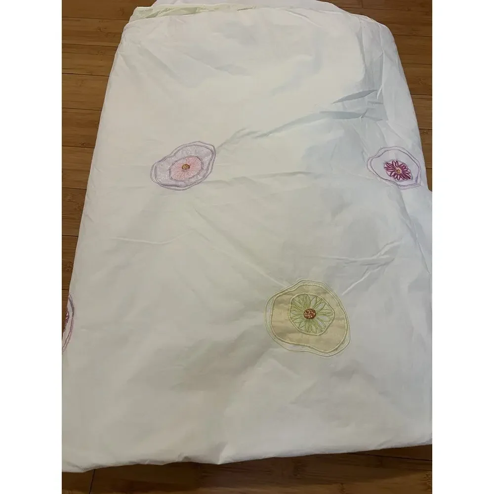 Elegant Floral Embroidered Twin XL Duvet Cover White Green 100% Cotton